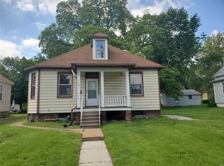 213 N 36th St, Belleville, IL 62226