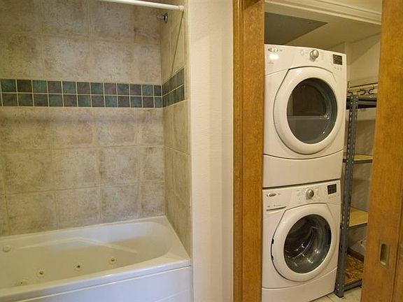 5th image of 240 Chapel Pl #Br218