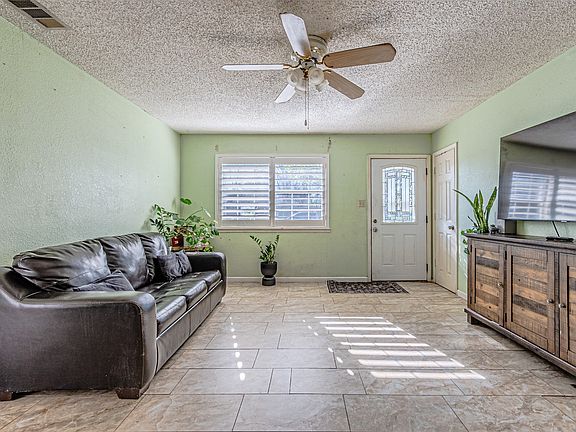 4th image of 482 Perch Rd