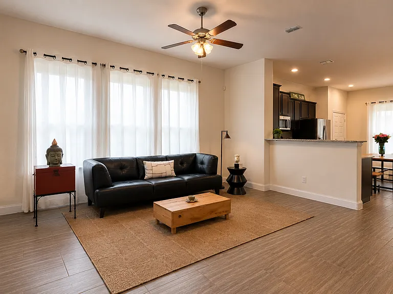 1800 Baron Dr — Photo 10