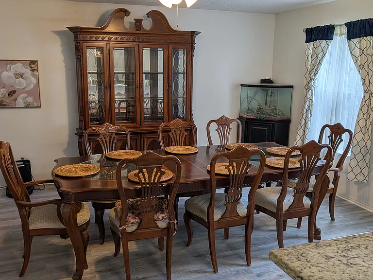 3216 Meadowview Dr — Photo 36