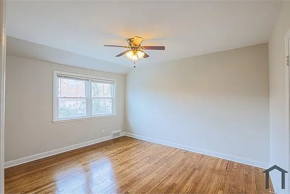 1554 Pentwood Rd — Photo 14