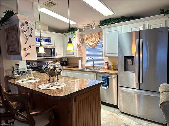 5th image of 4730 Lantern LN W