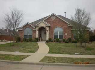 6401 Marquett Dr, Rowlett, TX 75089