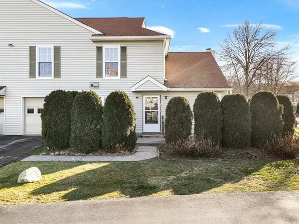 25 Olde Wagon Road, Warwick, NY 10990