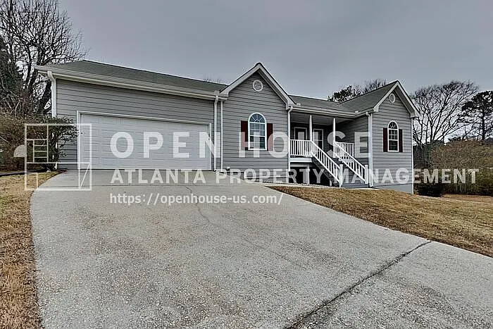 3 bed, 2.0 bath, 1634 sqft, $2,050 — Photo 1