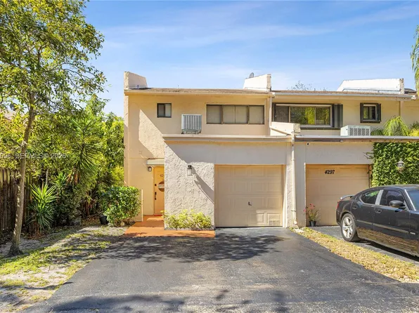 4299 NW 76th Ave, Hollywood, FL 33024