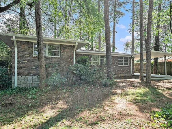 2480 Warwick Cir NE, Atlanta, GA 30345