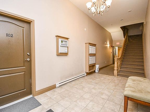 5th image of 5505 Inglis St #102