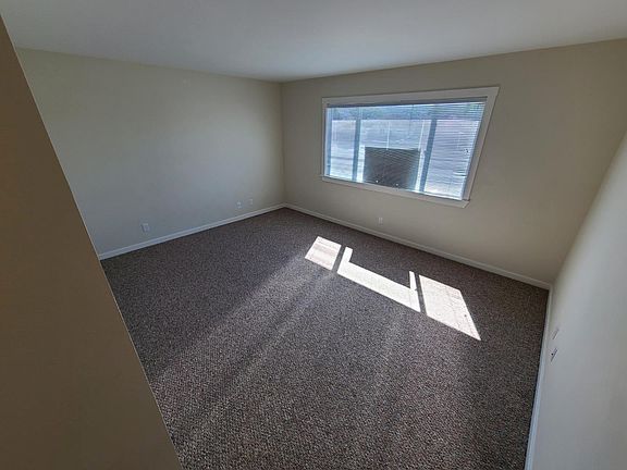 2nd image of 22 Linden Ave #4