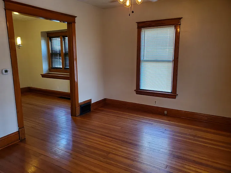 3558 Jones St — Photo 2