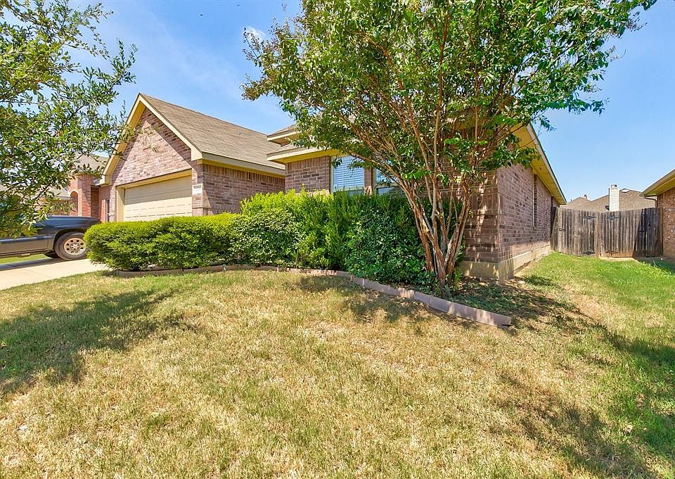 1st image of 508 Crescent Creek Ln