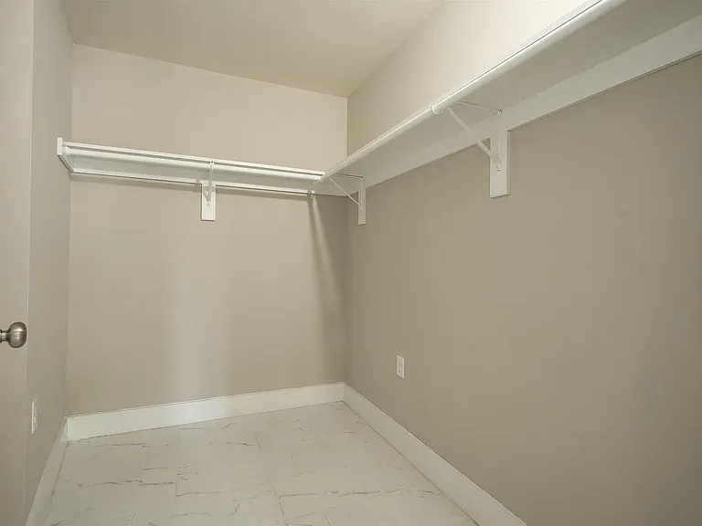242 Beacon Ave #102 — Photo 5