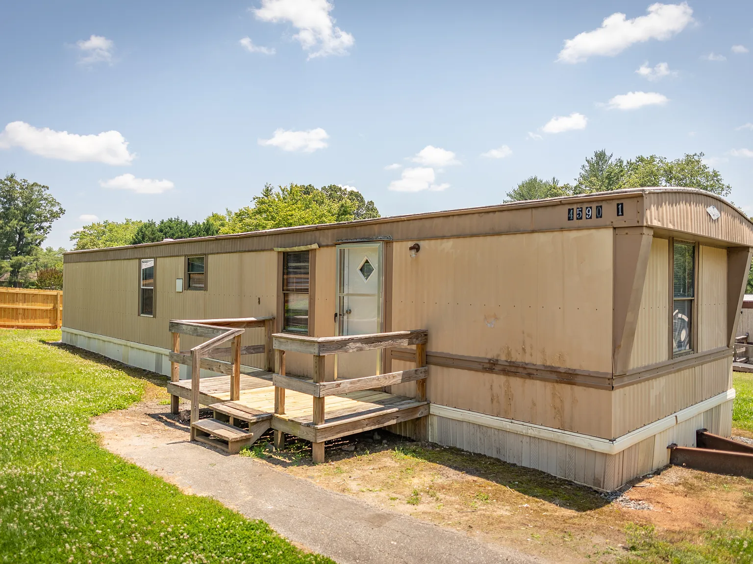 188-02: 4590 Luke Lane - Lot 1 — Photo 1