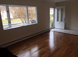 7 Elk Rd, Hopewell Junction, NY 12533