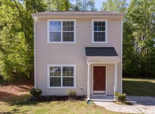 1115 Heritage Manor Dr, Raleigh, NC 27610