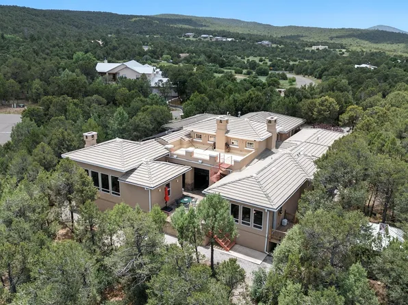 14 Teypana Dr, Tijeras, NM 87059