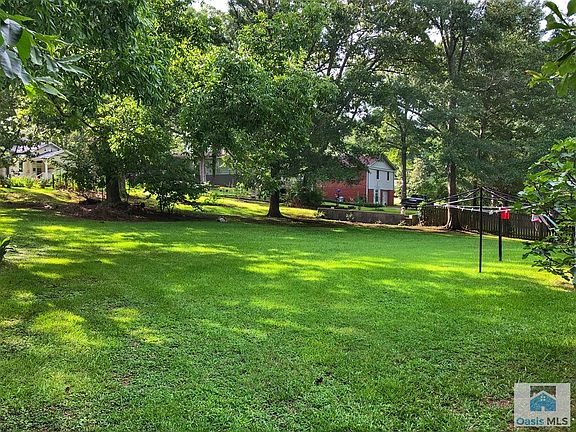 5th image of 203 Highland Dr