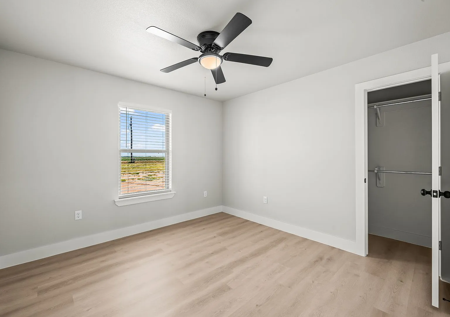 Country Living In Slaton ISD! — Photo 4