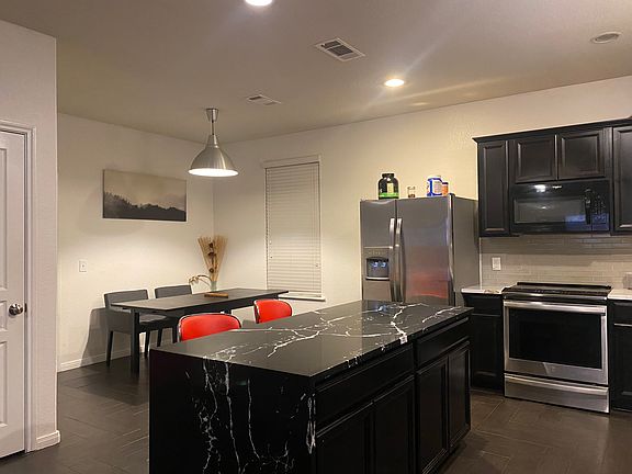 4th image of 2615 Skyview Silver Dr