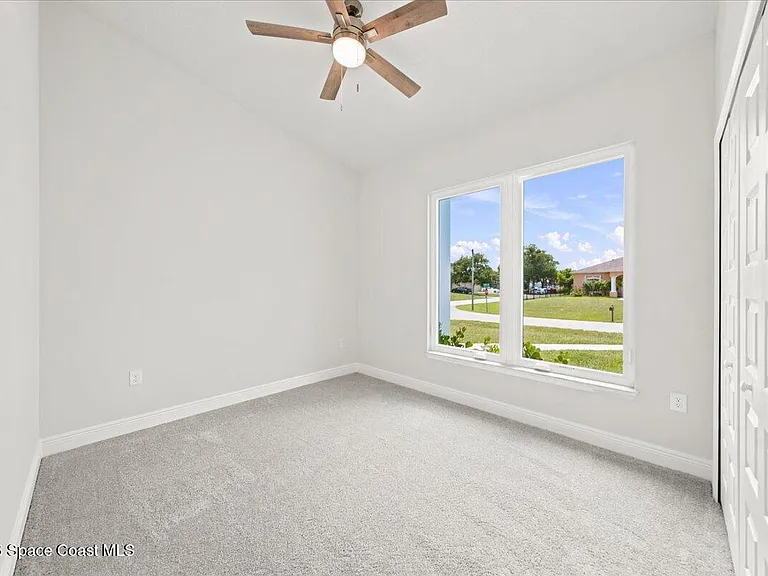 407 Cellini Ave NE — Photo 47