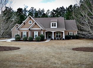 203 Bradshaw Farms Dr, Senoia, GA 30276
