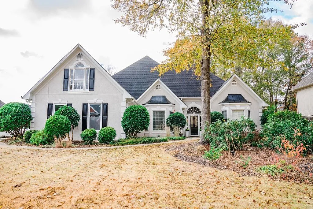 360 Bridgebrook Ln SW photo 1