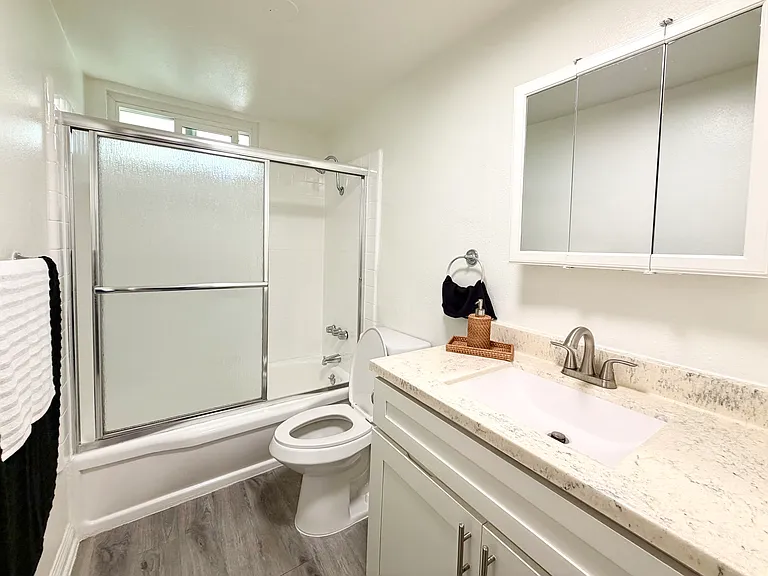The Cliffs Apartments — Photo 13