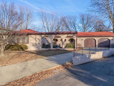 28 Chatsford Ct, Bloomington, IL, 61704