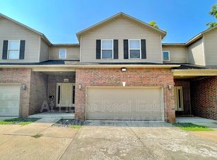 1040 E McDaniel St #1040B, Springfield, MO 65802