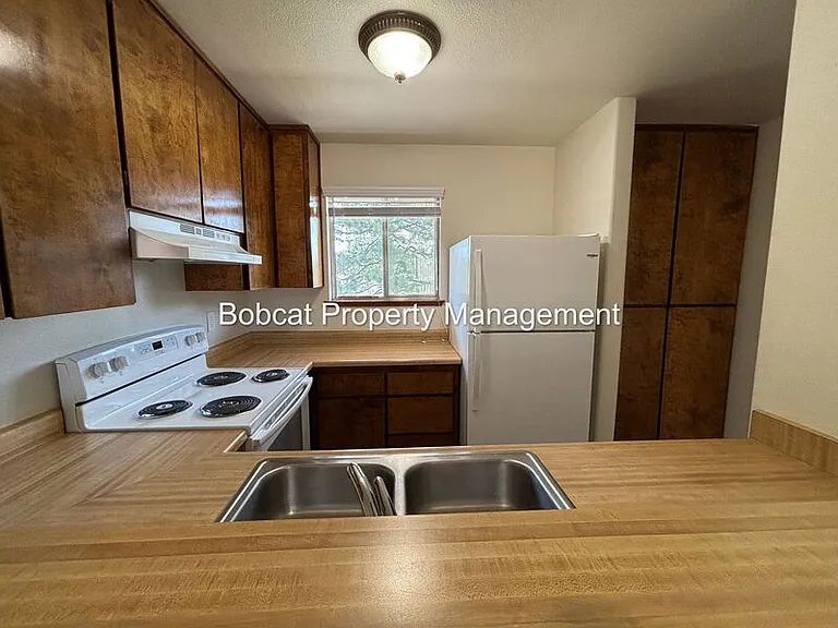 1516 South Ct #E — Photo 7