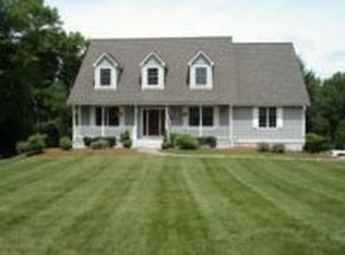 17 Hillside Way, Wilmington, MA 01887