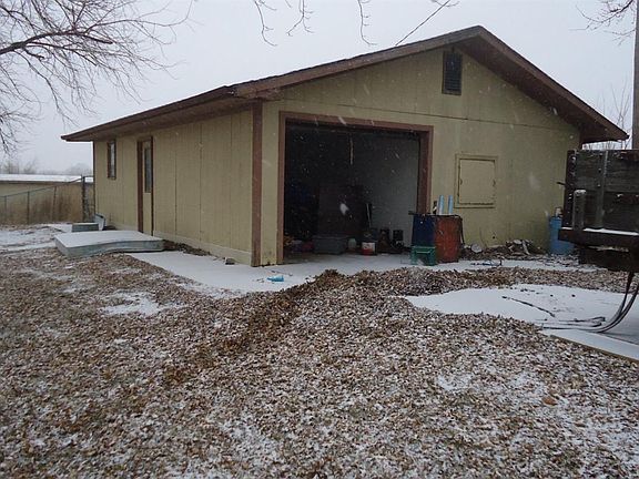 3rd image of 2208 N Brady St