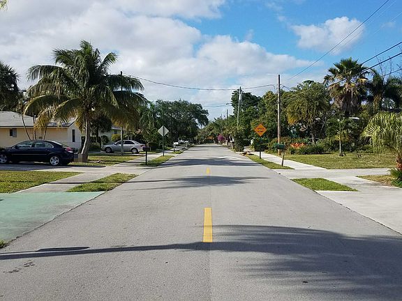 5th image of 370 NW 1st Ave