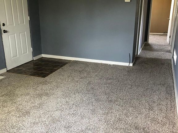 5th image of 741 N Broadway St