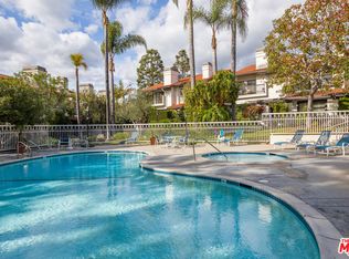 1470 Palisades Dr, Pacific Palisades, CA 90272