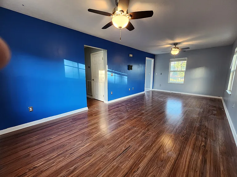 1743 Moses Ave — Photo 4