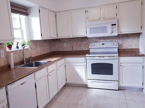 118 Georgian Park Dr