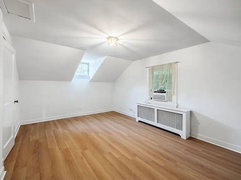 3503 Seminary Ave — Photo 20
