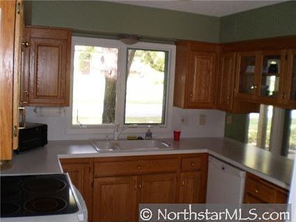 2nd image of 1820 Noble Dr