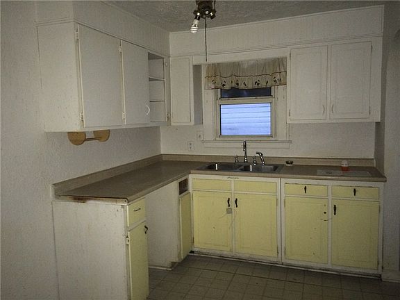 21400980_2