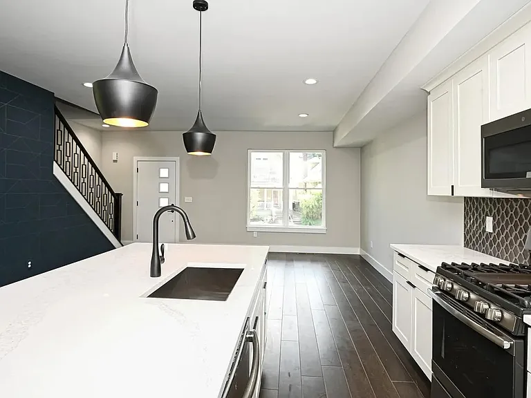 1722 William Howard Taft Rd — Photo 3