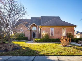 45491 Yorkshire Dr, Macomb, MI 48044