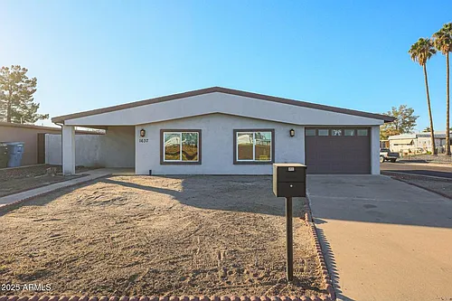 1637 W Tierra Buena Ln Photo 1