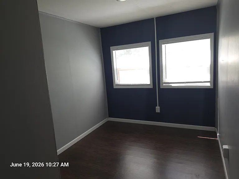 814 Josephine St — Photo 12