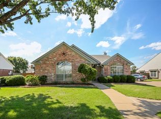 55 Alamosa Dr, Trophy Club, TX 76262