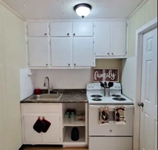 Brookwood Townhomes — Photo 21