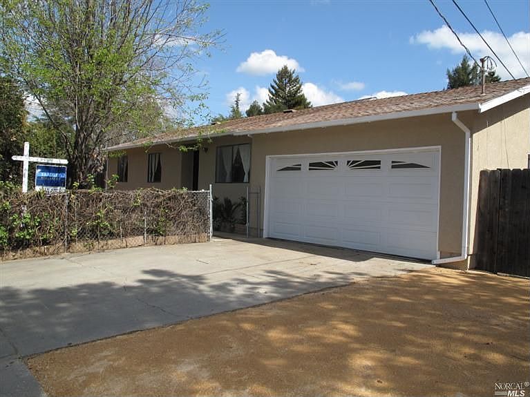 1st image of 1041 Von Brandt St