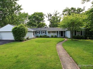 263 Thackeray Ln, Northfield, IL 60093