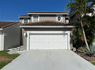 5683 NW 119th Way, Coral Springs, FL 33076
